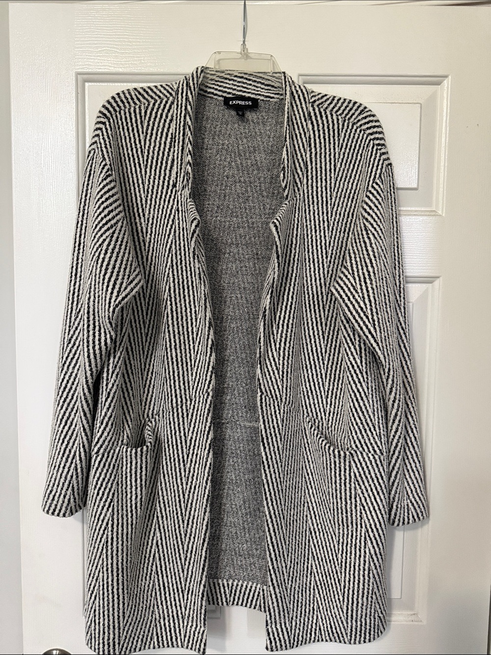 Express Women's Black & White Striped Open Cardigan Coat